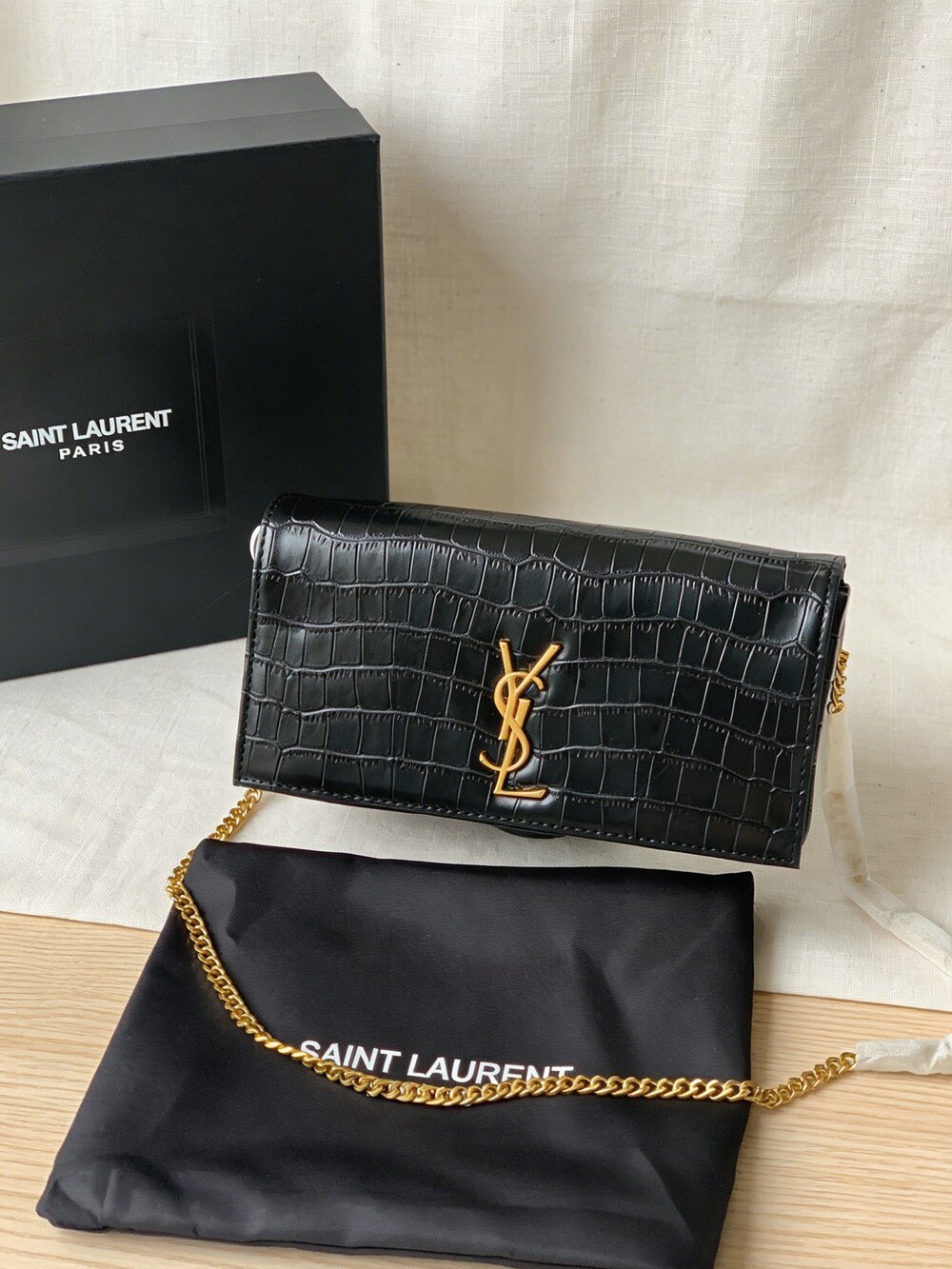 YSL KATE Medium Leather Shoulder Bag